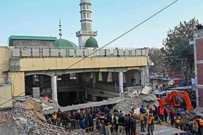 K-P observes day of mourning as Peshawar blast death toll rises to 92