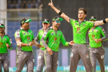 Dollar out of control pockets of Pakistan cricketers are filled more