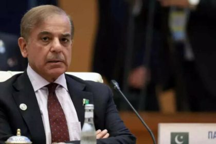 PM Shehbaz Sharif Announces to Promote Zoom Conferences to Cut Travel Expenses