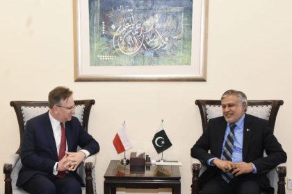 H.E Mr. Maciej Pisarski Ambassador of the Republic of Poland called on Ishaq Dar